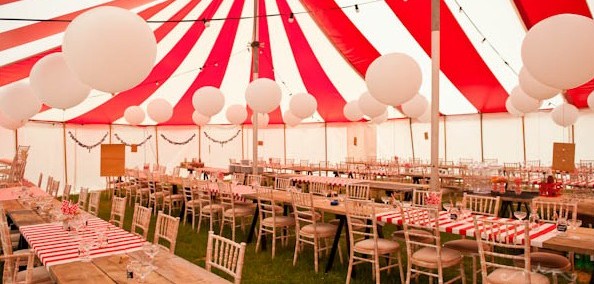 Carnival-circus-wedding-Milly-Dave-6